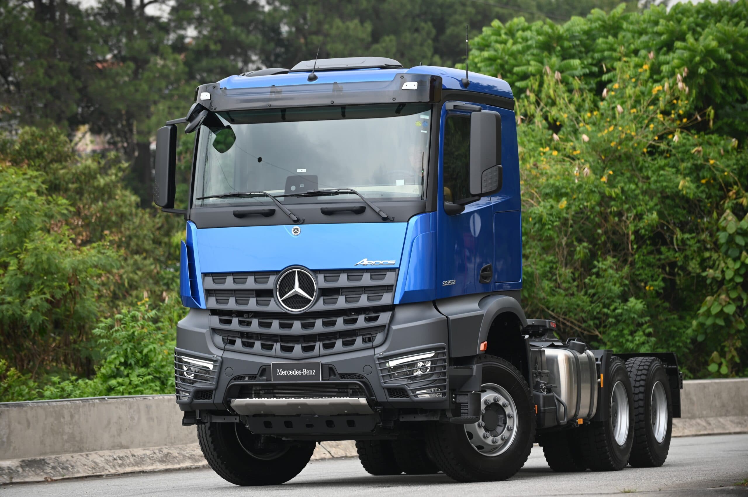 Mercedes-Benz Arocs 3353 S 6x4